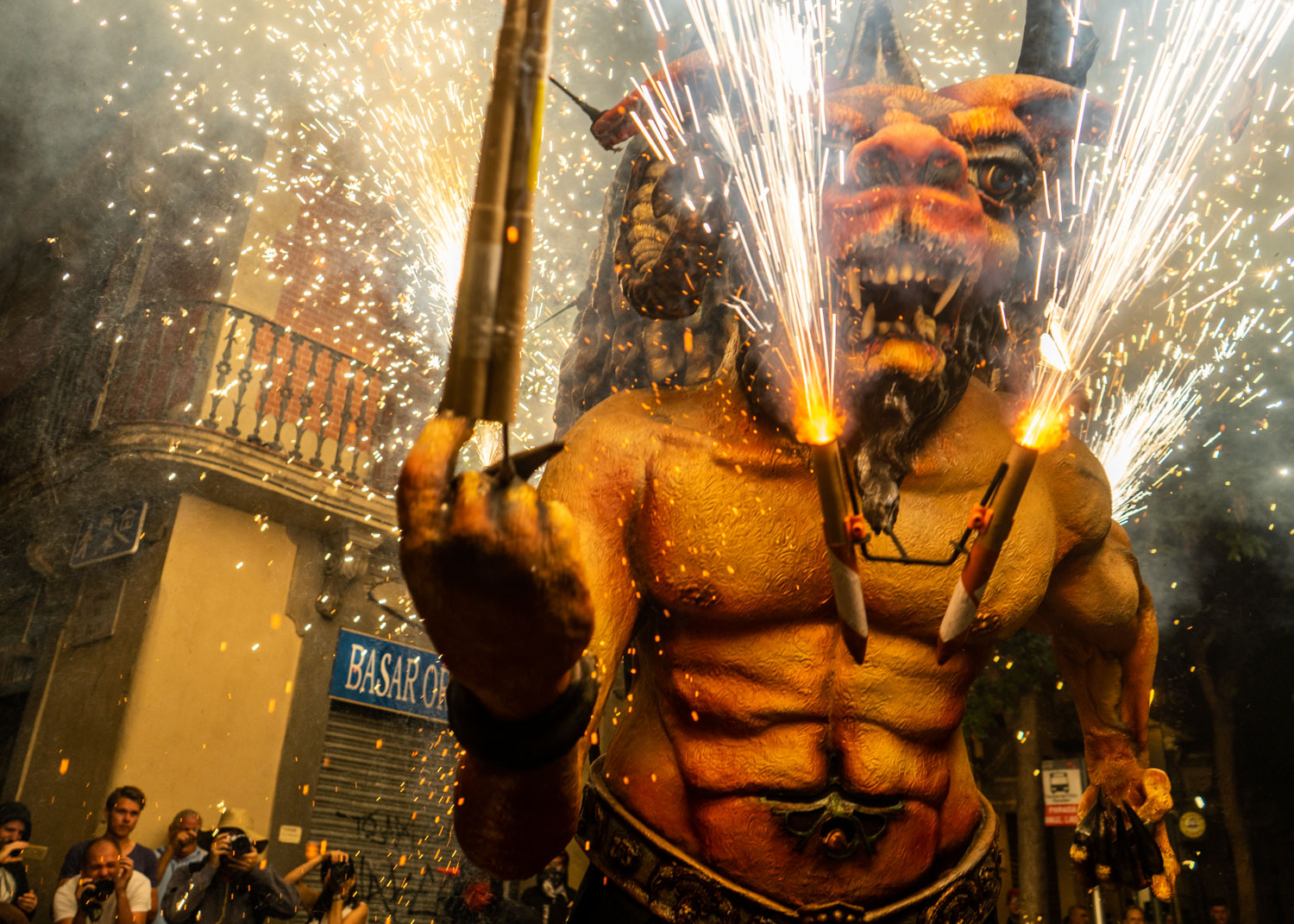 You are currently viewing Barcelona Correfocs ( Fire run )